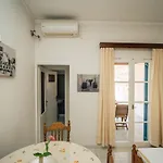 Appartamento Potter's Apartment/40 Meters From The *