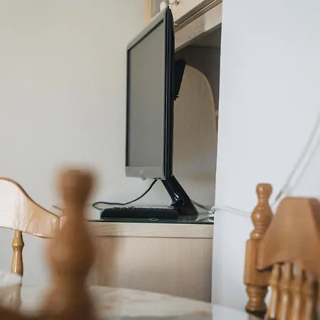 Appartement Potter's Apartment/40 Meters From The Kamarai