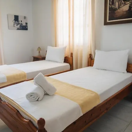 Potter's Apartment/40 Meters From The Kamárai