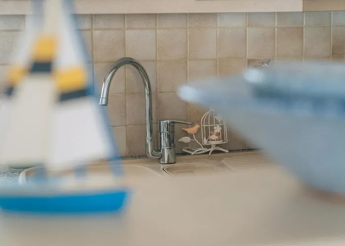 Potter's Apartment/40 Meters From The Lägenhet Kamarai